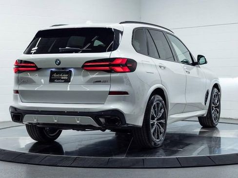 New 2026 BMW X5 xDrive40i w/ M Sport Package image 14
