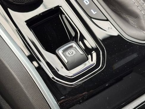 New 2026 Chevrolet Colorado Trail Boss AWD/4WD image 38