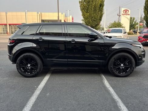 Used 2018 Land Rover Range Rover Evoque SE Premium AWD/4WD image 4