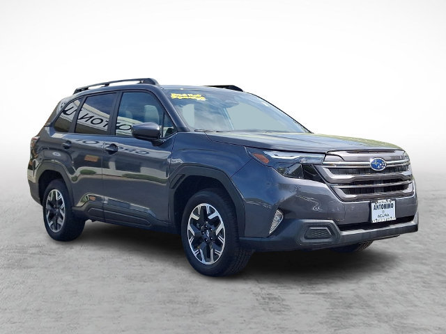 Used 2026 Subaru Forester Premium AWD/4WD image 3