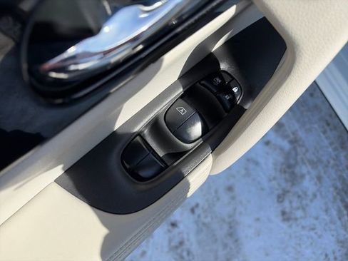 Used 2022 Nissan Rogue Sport SV w/ Technology Package image 24