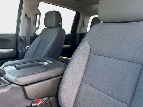 Used 2022 Chevrolet Silverado 1500 LT AWD/4WD image 21