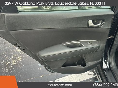 Used 2017 Kia Optima LX FWD image 41