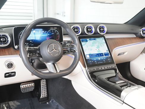 Certified 2026 Mercedes-Benz CLE 300 4MATIC Cabriolet image 17