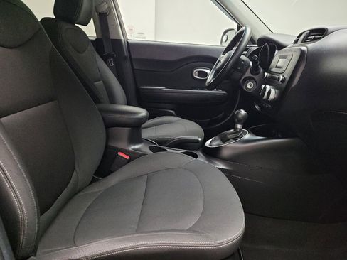 Used 2014 Kia Soul FWD image 21