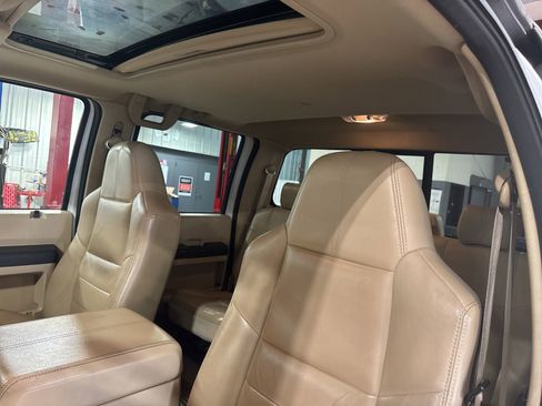 Used 2010 Ford F250 Lariat image 23