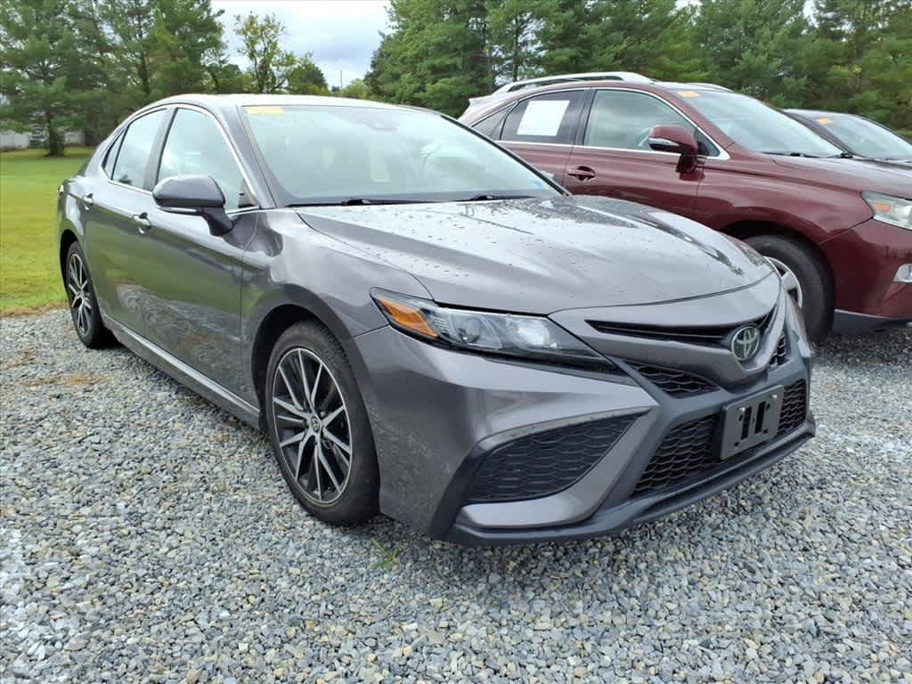 Used 2023 Toyota Camry SE FWD image 13