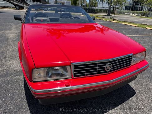Used 1990 Cadillac Allante FWD image 15