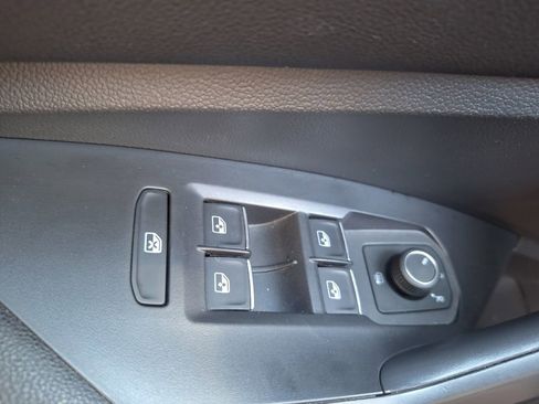 Used 2022 Volkswagen Jetta SE image 18