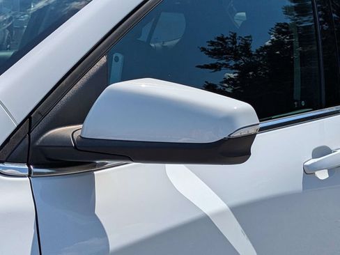 Used 2019 Chevrolet Equinox LT AWD/4WD image 11