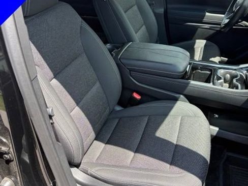 Used 2024 Chevrolet Traverse LT w/ Midnight/Sport Edition FWD image 29