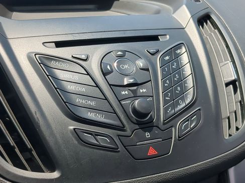 Used 2016 Ford Escape SE FWD image 12