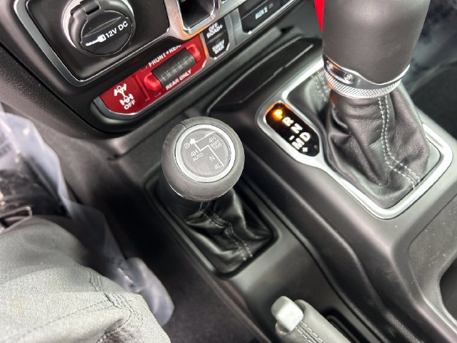 New 2026 Jeep Gladiator Rubicon AWD/4WD image 19
