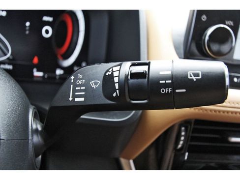 Used 2023 Nissan Rogue Platinum w/ Platinum Premium Package image 17