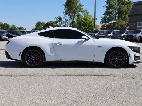 Used 2024 Ford Mustang GT Premium RWD image 7