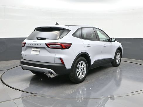 Used 2025 Ford Escape Active w/ Tech Pack #1 FWD image 11