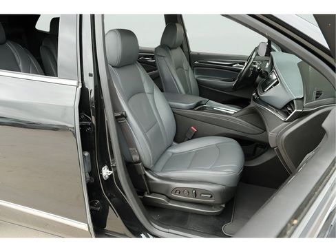 Used 2024 Buick Enclave Premium AWD/4WD image 34