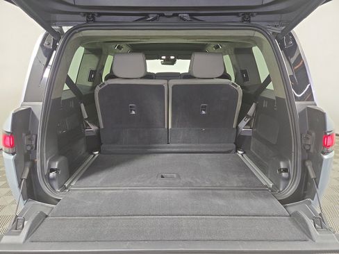 Used 2024 Rivian R1S Adventure image 15