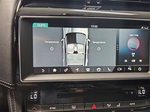 Used 2020 Jaguar F-PACE R-Sport image 41