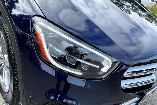 Used 2021 Mercedes-Benz GLC 300 4MATIC image 24