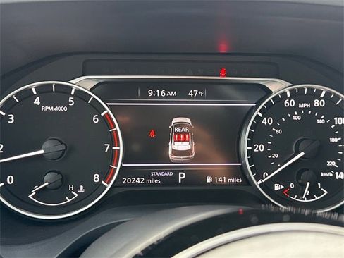 Used 2023 Nissan Rogue SV w/ SV Premium Package image 32