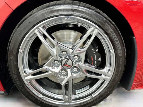 Used 2022 Chevrolet Corvette Stingray Premium Conv w/ Z51 Performance Package RWD image 28