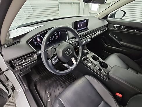 Used 2024 Honda Civic EX-L image 12