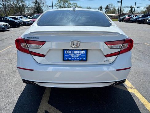 Used 2018 Honda Accord Sport image 5