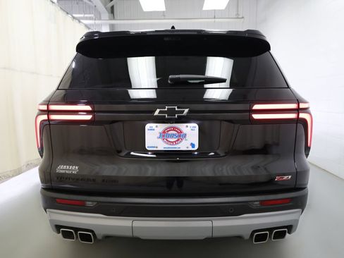Used 2024 Chevrolet Traverse Z71 w/ Enhanced Driving Package AWD/4WD image 22