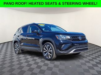 Used 2023 Volkswagen Taos SE w/ Panoramic Sunroof Package video 1