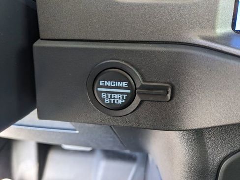 Used 2026 Ford Bronco Badlands AWD/4WD image 27