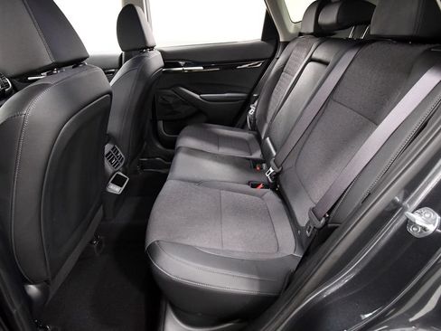 Certified 2024 Kia Seltos X-Line AWD/4WD image 15