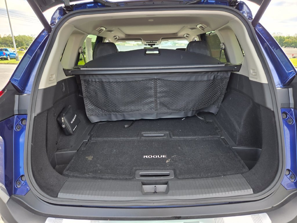 Certified 2023 Nissan Rogue SL w/ SL Premium Package AWD/4WD image 19