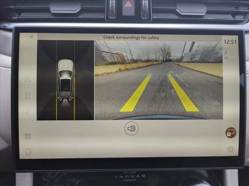 New 2025 Jaguar F-PACE R-Dynamic S image 12