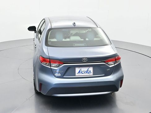 Used 2020 Toyota Corolla LE FWD image 32