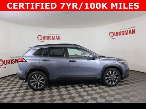 Used 2022 Toyota Corolla Cross XLE image 7