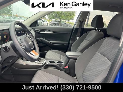 Certified 2024 Kia Seltos LX AWD/4WD image 11