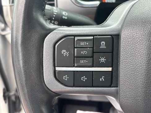 Used 2023 Ford F150 Lariat w/ Equipment Group 502A High AWD/4WD image 32