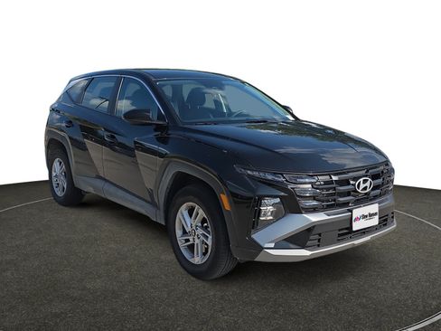 Certified 2026 Hyundai Tucson SE AWD/4WD image 9