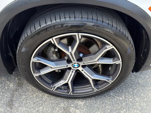 Used 2019 BMW X5 xDrive40i w/ Premium Package 2 AWD/4WD image 10