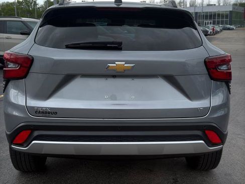 Used 2024 Chevrolet Trax LT w/ Driver Confidence Package FWD image 7