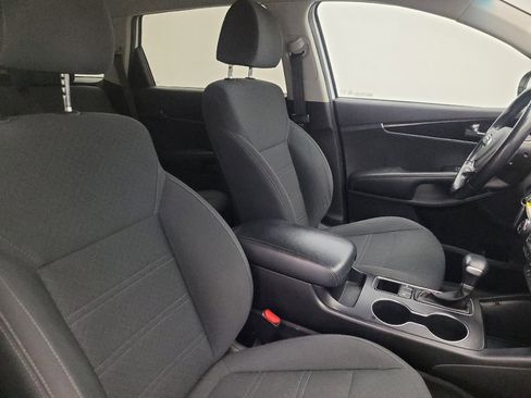 Used 2020 Kia Sorento LX w/ LX I4 Convenience Package FWD image 21