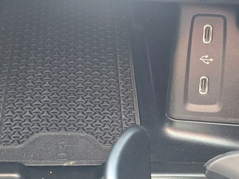 Certified 2026 Mercedes-Benz GLC 300 4MATIC image 34