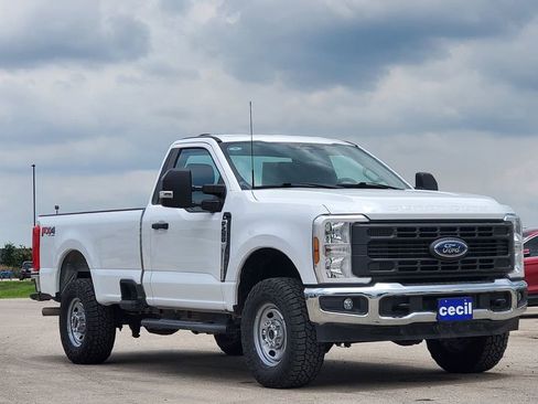Certified 2024 Ford F250 XL w/ XL Off-Road Package AWD/4WD image 25