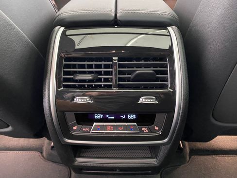 New 2026 BMW X6 xDrive40i w/ Climate Comfort Package image 29