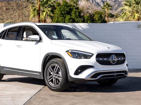 New 2026 Mercedes-Benz GLA 250 image 3