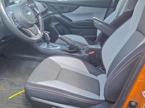 Used 2019 Subaru Crosstrek 2.0i Premium w/ Popular Package #2 AWD/4WD image 9