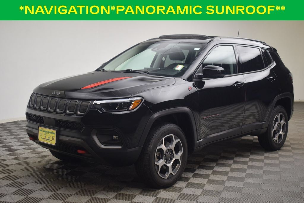 Used 2022 Jeep Compass Trailhawk w/ Trailhawk Elite Group AWD/4WD image 2