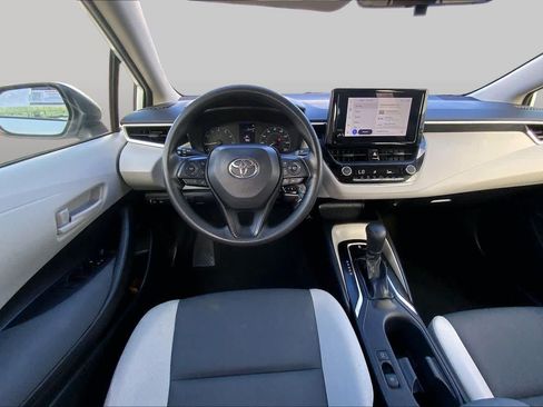 Used 2023 Toyota Corolla LE FWD image 6