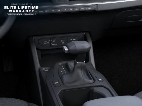 New 2026 Kia K4 FWD image 24